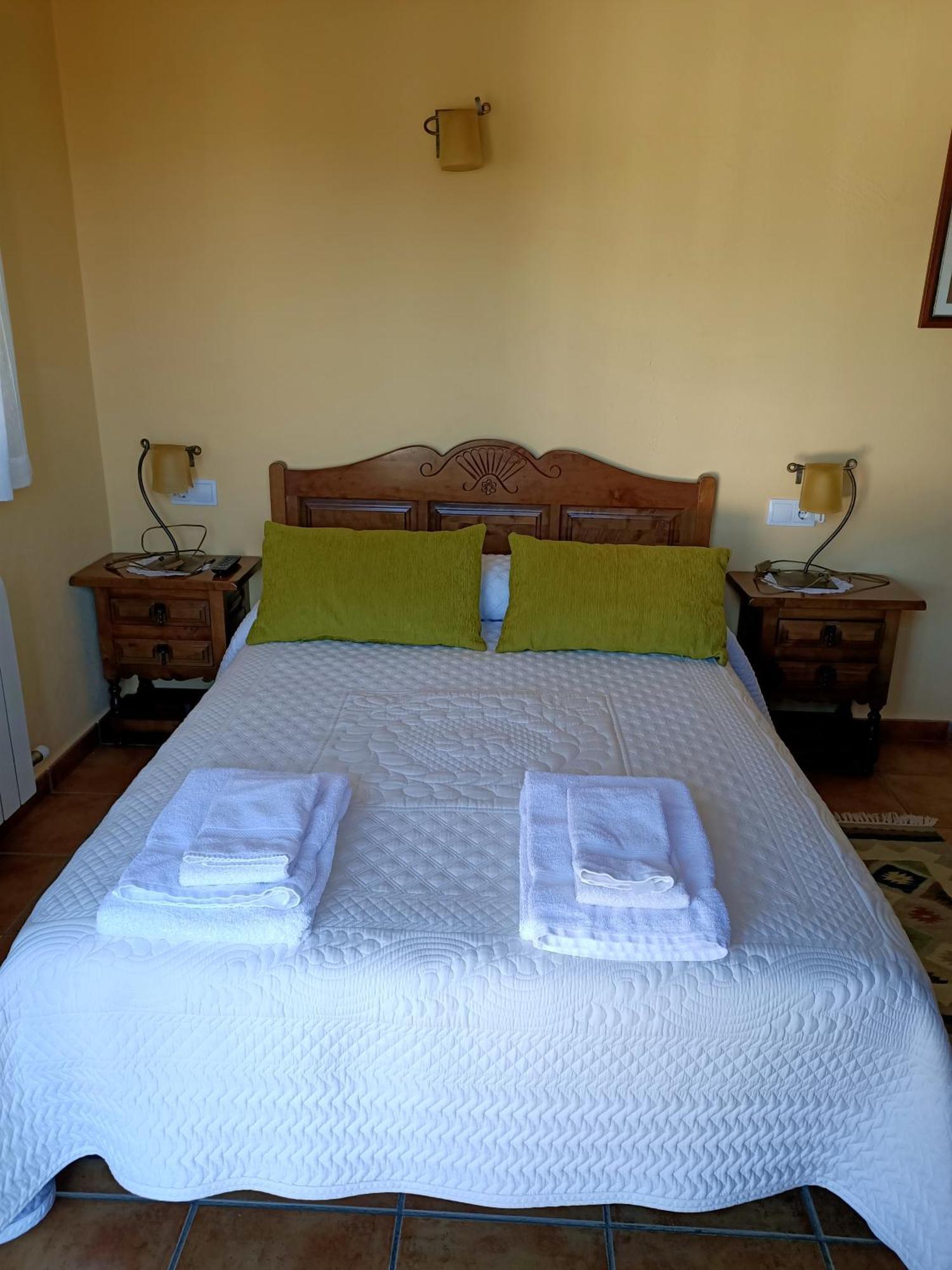 Hotel Rural Valle Del Tuejar Taranilla Екстер'єр фото