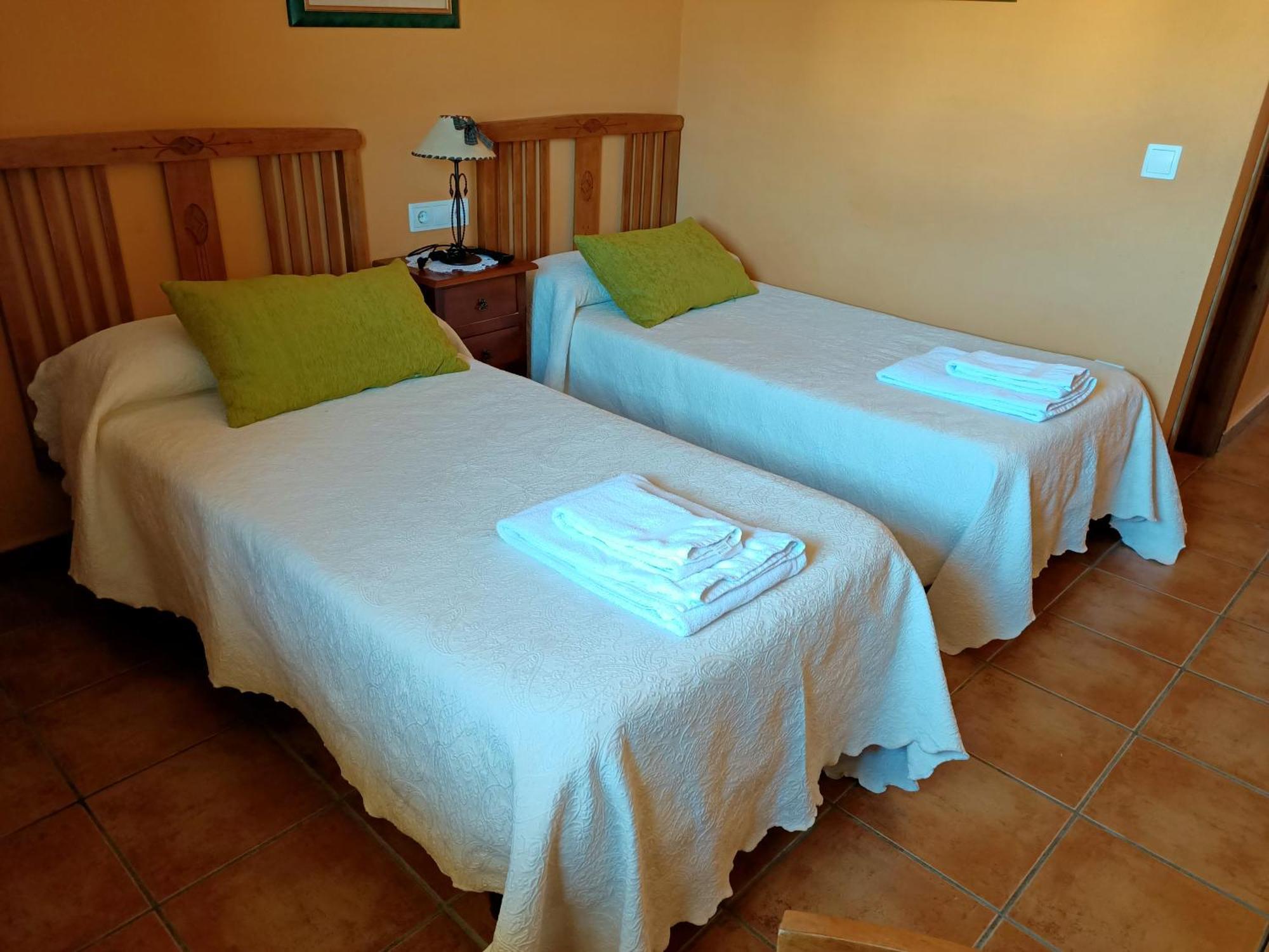 Hotel Rural Valle Del Tuejar Taranilla Екстер'єр фото